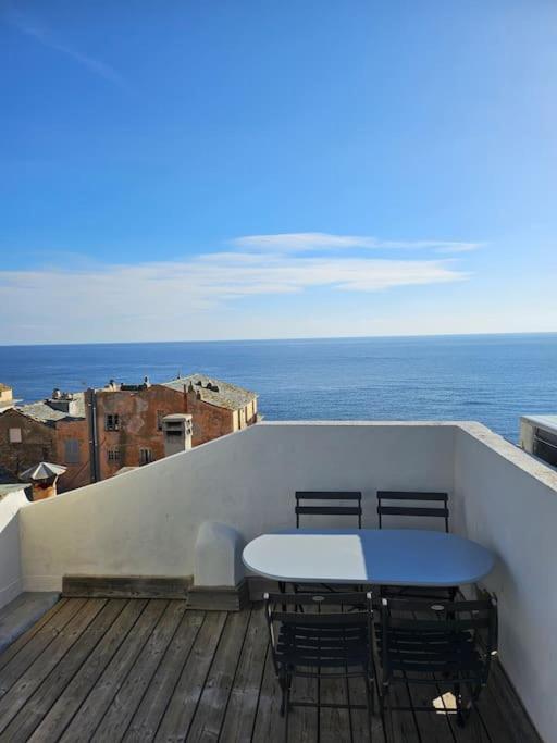 Appartement Avec Grande Terrasse Bastiya Dış mekan fotoğraf